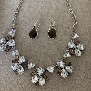 Stella & Dot Statement Necklace + Earrings